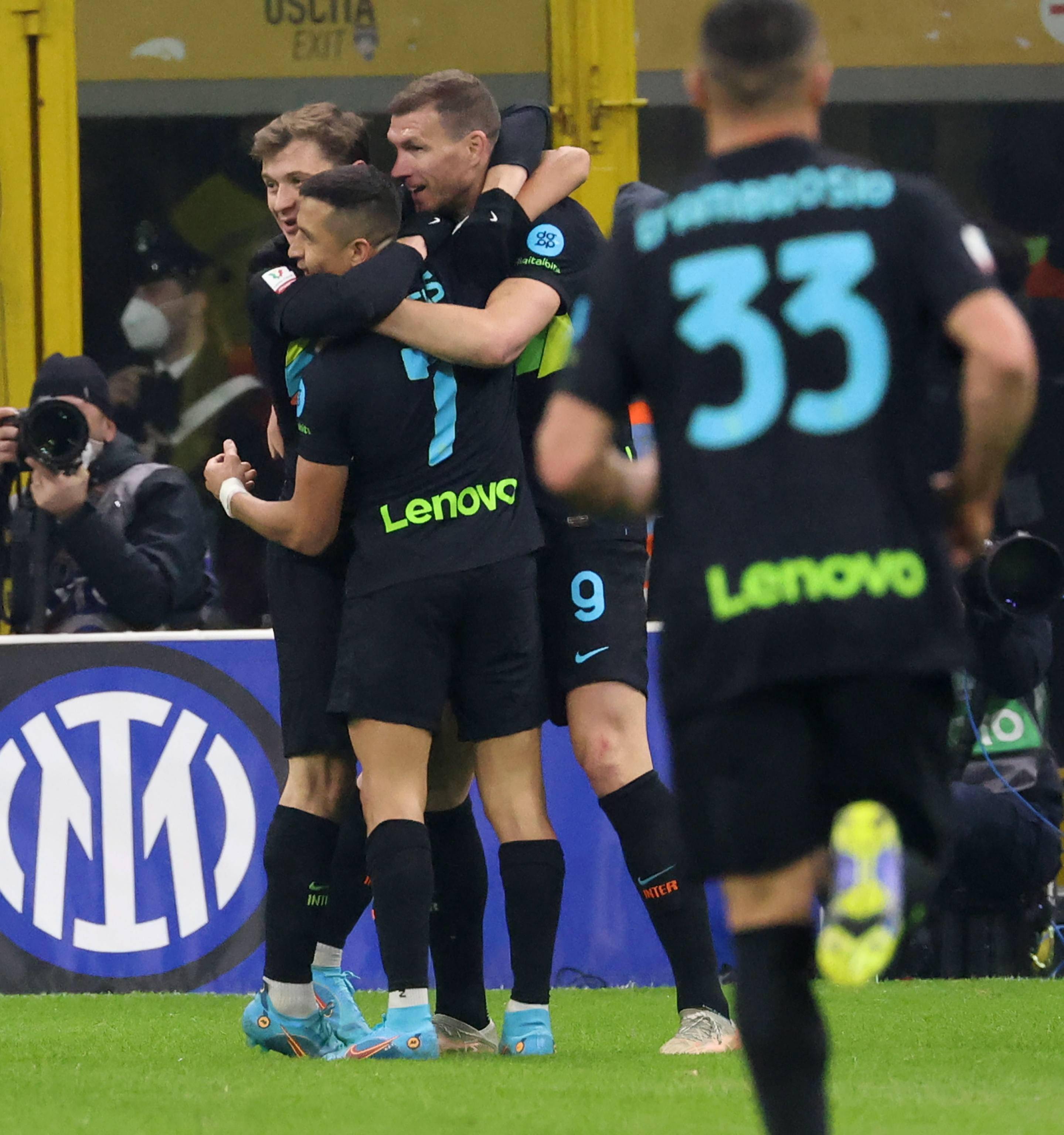 今夜广州队调整名单以备意大利杯,扳平良机环节打磨,管理层满意,纪律约束更严格的简单介绍 今夜广州队调整名单以备意大利杯,扳平良机环节打磨,管理层满意,纪律约束更严格的简单介绍